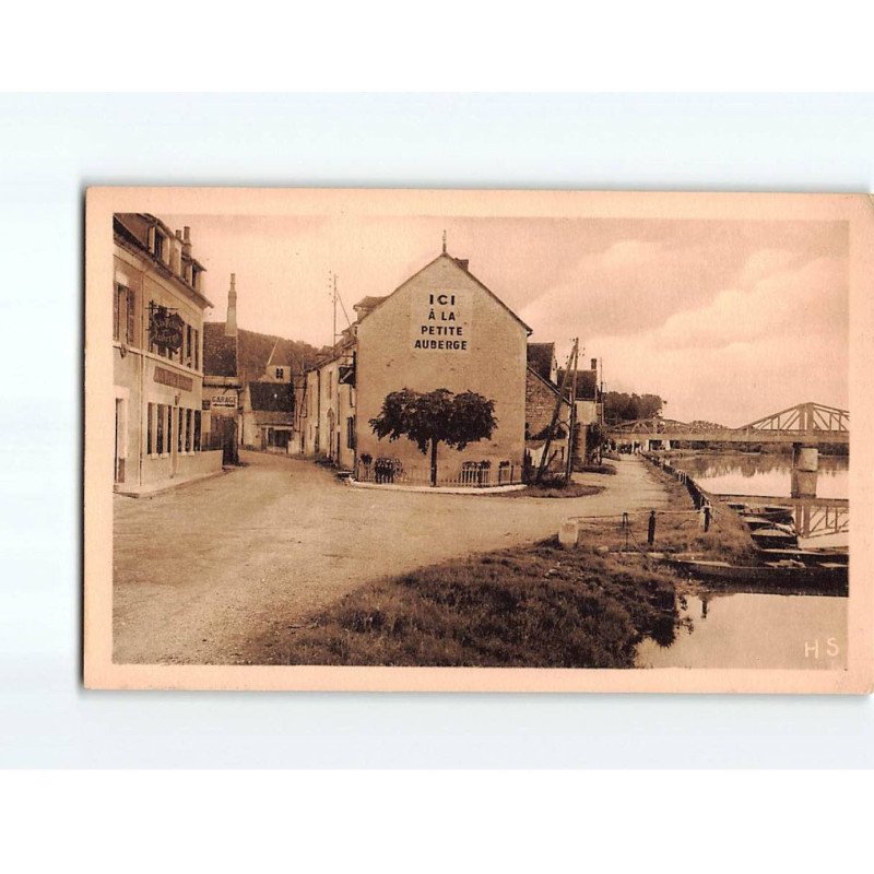 VAUX : Les bords de l'Yonne - très bon état