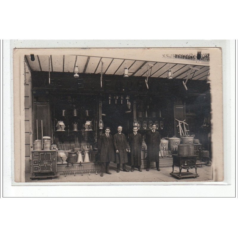 MOULINS - CARTE PHOTO - Quincaillerie Fournier - très bon état MOULINS - CARTE PHOTO - Quincaillerie Fournier - très bon état