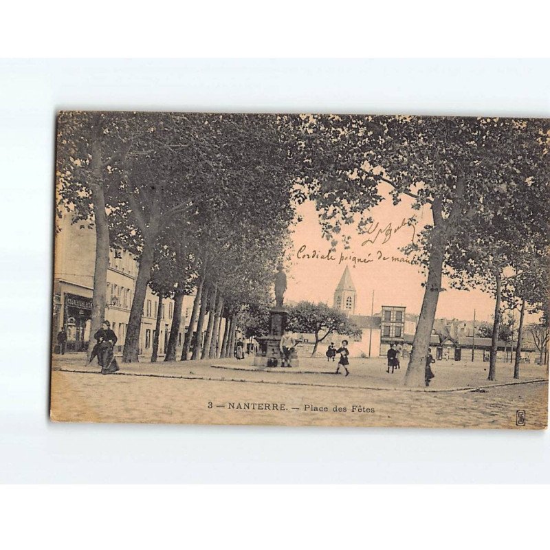 NANTERRE : Place des Fêtes - état