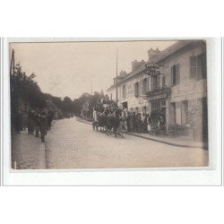 FLEURINES - CARTE PHOTO - Auberge du Grand Cerf - Attelage - très bon état