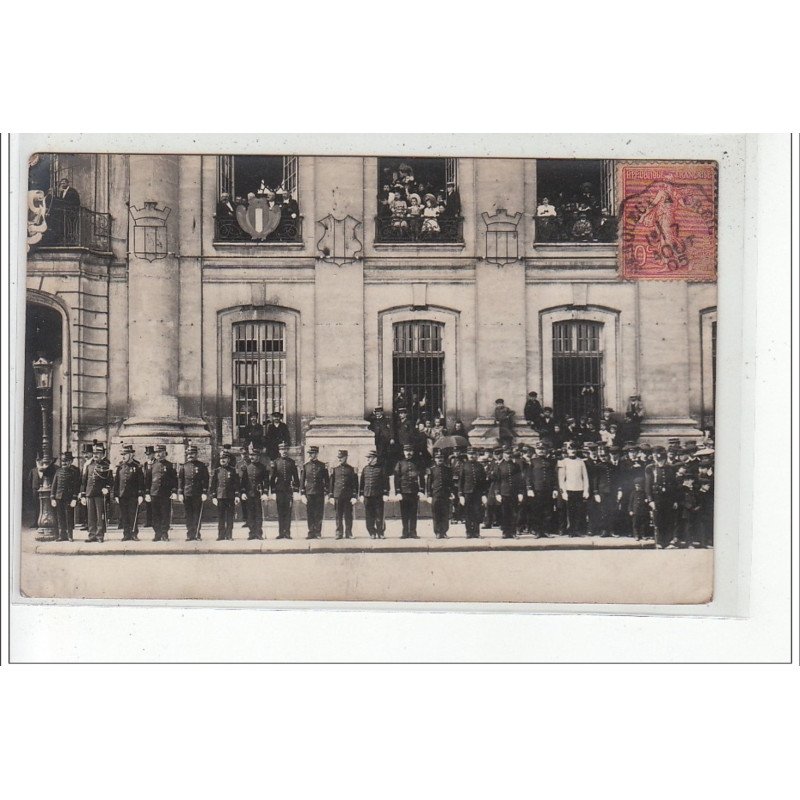 BEAUVAIS - CARTE PHOTO - Revue militaire - très bon état