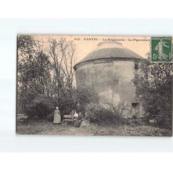 PANTIN : La Seigneurie, le pigeonnier - état