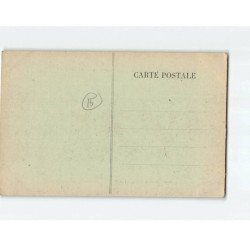 Château de PESTEL : La cour d'Honneur - état