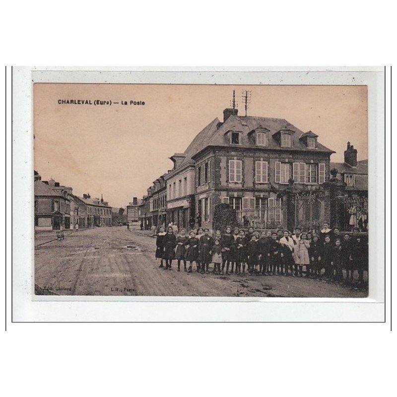 CHARLEVAL : la poste - tres bon etat