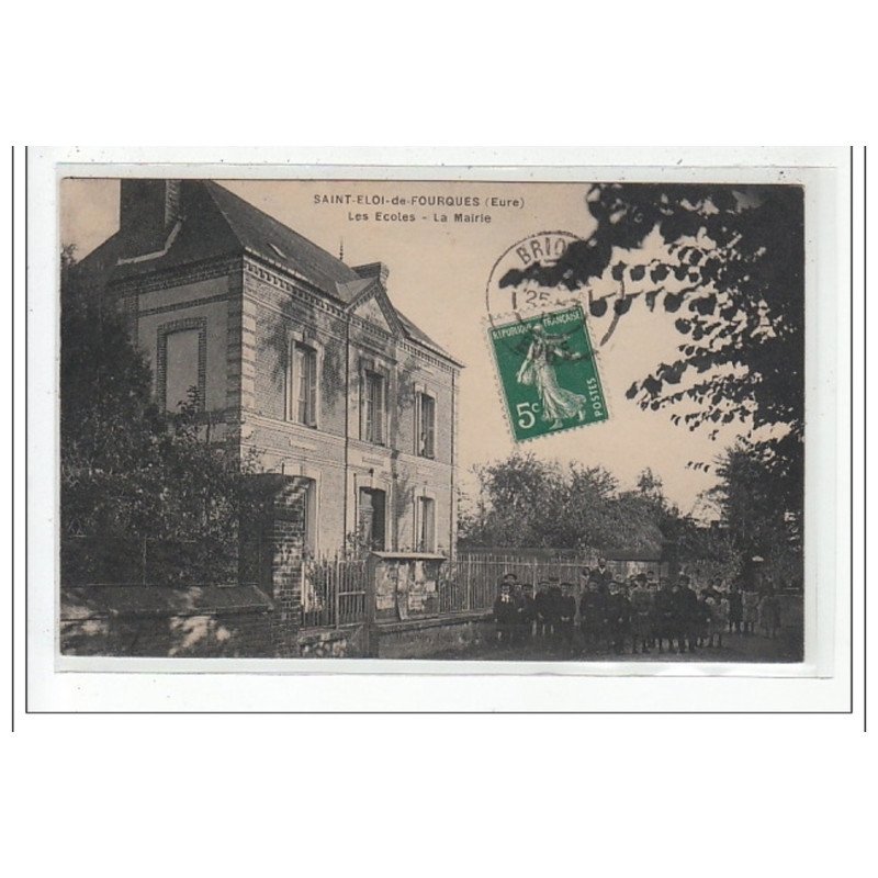 SAINT-ELOI-DE-FOURQUES : les ecoles la mairie - tres bon etat