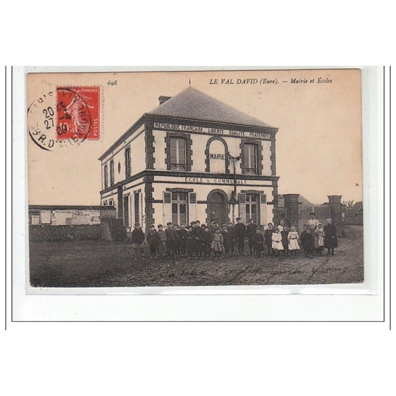 LE VAL DAVID : mairie et ecoles - tres bon etat