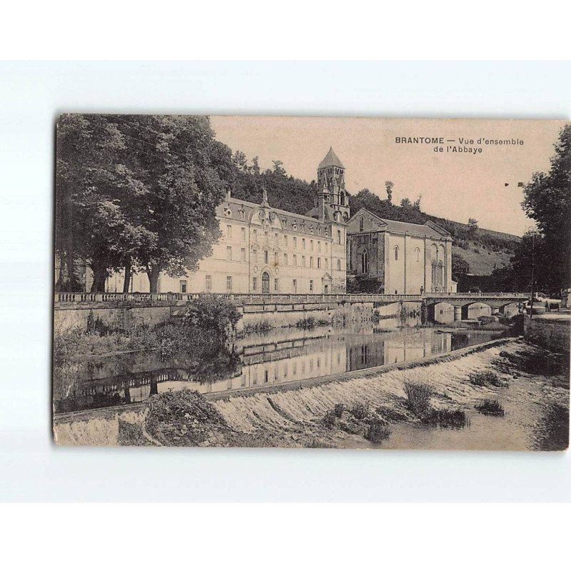 BRANTOME : Vue d'ensemble de l'Abbaye - état