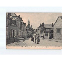 BONNEVAL : Rue de Chartres, descente de la gare - état