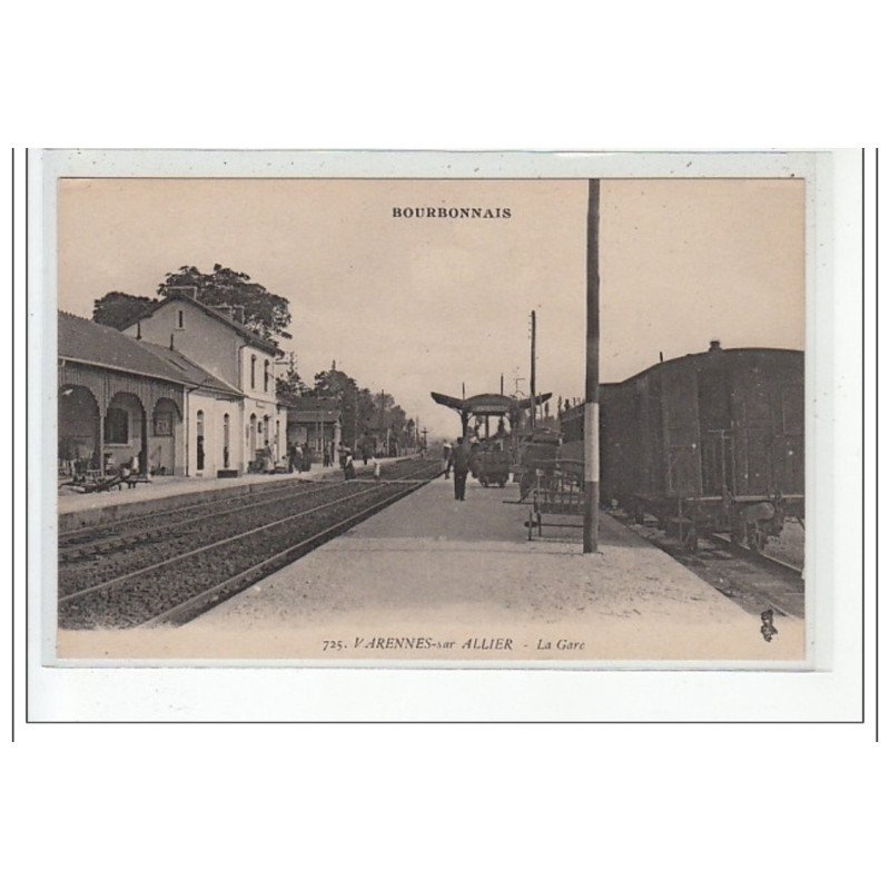 VARENNES SUR ALLIER - La Gare - très bon état