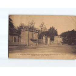 GRADIGNAN : Le repos Maternel, Fondation Raba-Deutsch de la Meurthe, Entrée du Parc, Grille et pavillons - état