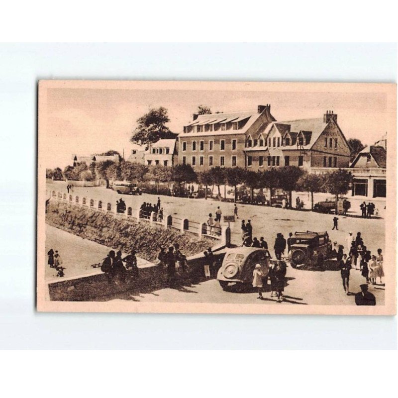LOCQUIREC : Le Grand Hôtel d'Armorique - très bon état