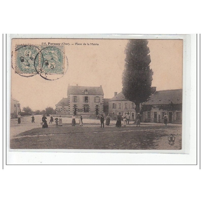 PARASSY - Place de la Mairie - très bon état