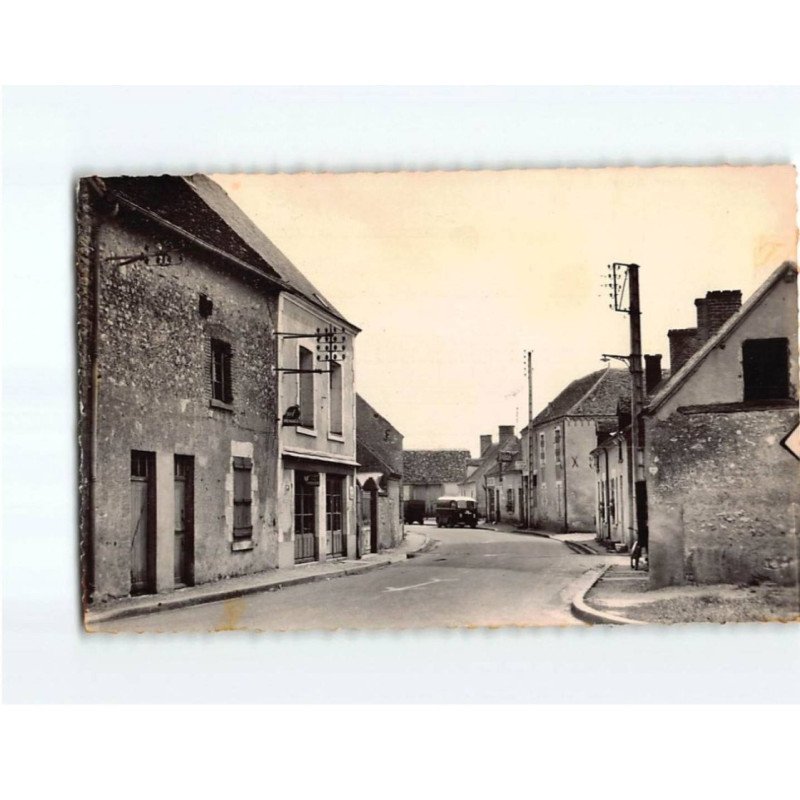THOURY : Route de Dhuizon - très bon état