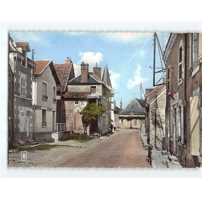 AVARAY : Rue Principale - très bon état