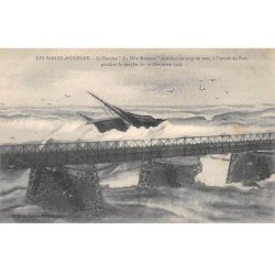 LES SABLES D'OLONNE - Le Dundée " La Mère Rousteau " pendant la Tempête du 12 Décembre 1903 - très bon état