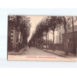 LA FERTE SAINT AUBIN : Boulevard du Chemin de Fer - très bon état