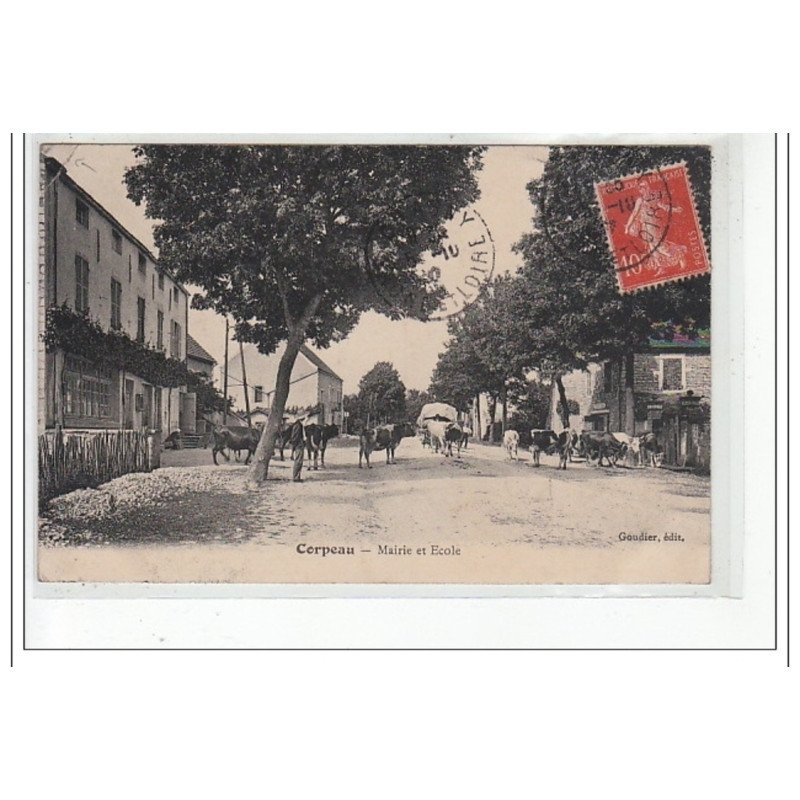 CORPEAU - Mairie et école - état