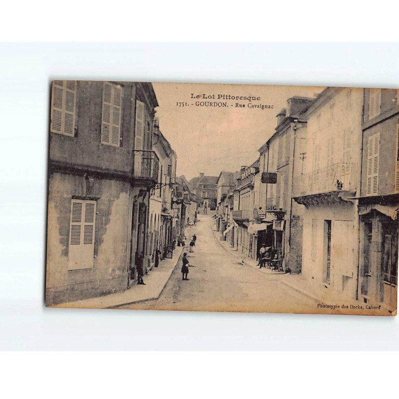 GOURDON : Rue Cavaignac - état