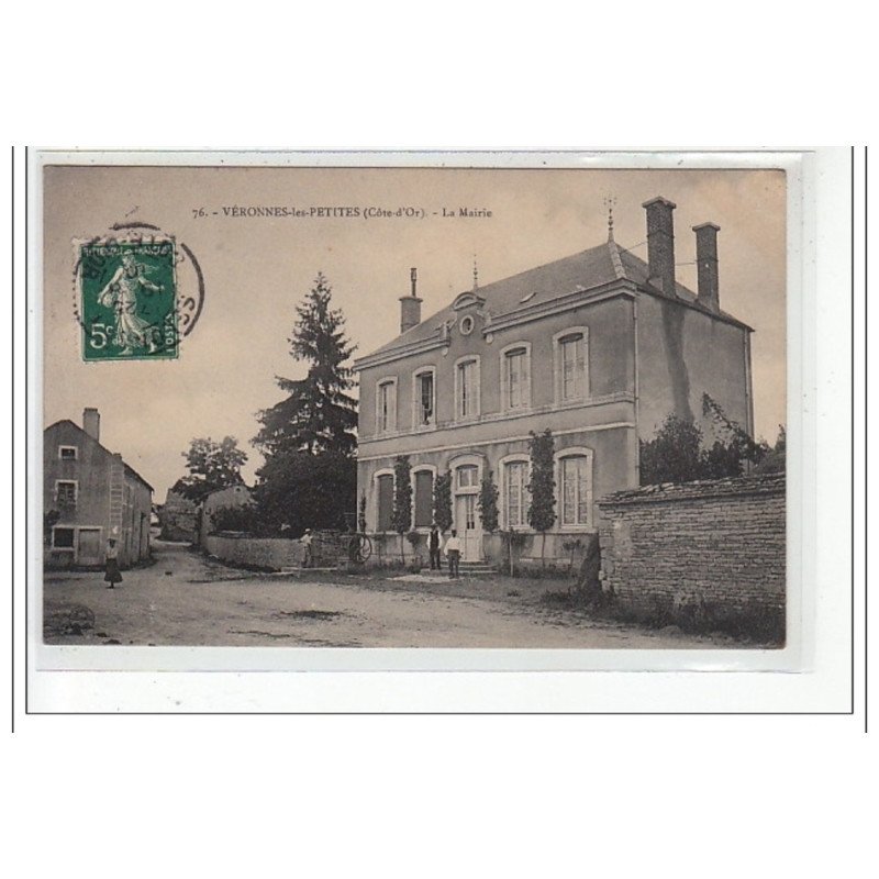 VERONNES LES PETITES - La Mairie - très bon état