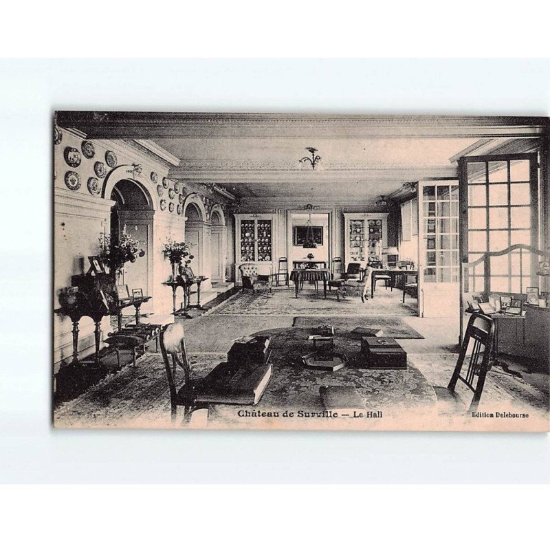 SURVILLE : Le Château, le Hall - très bon état