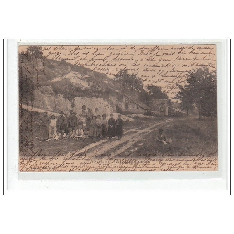 EZY : les caves et les habitants - tres bon etat