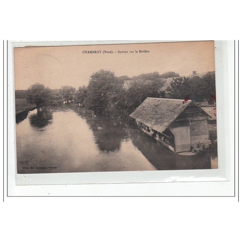 CHAMBRAY : apercu sur la riviere (lavoir) - tres bon etat