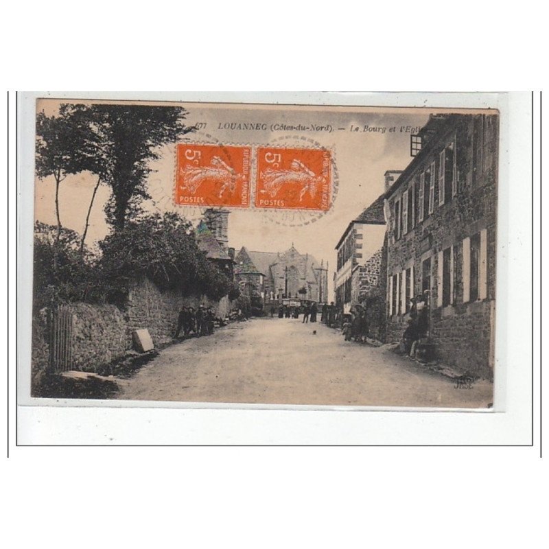 LOUANNEC - Le Bourg et l'Eglise - très bon état