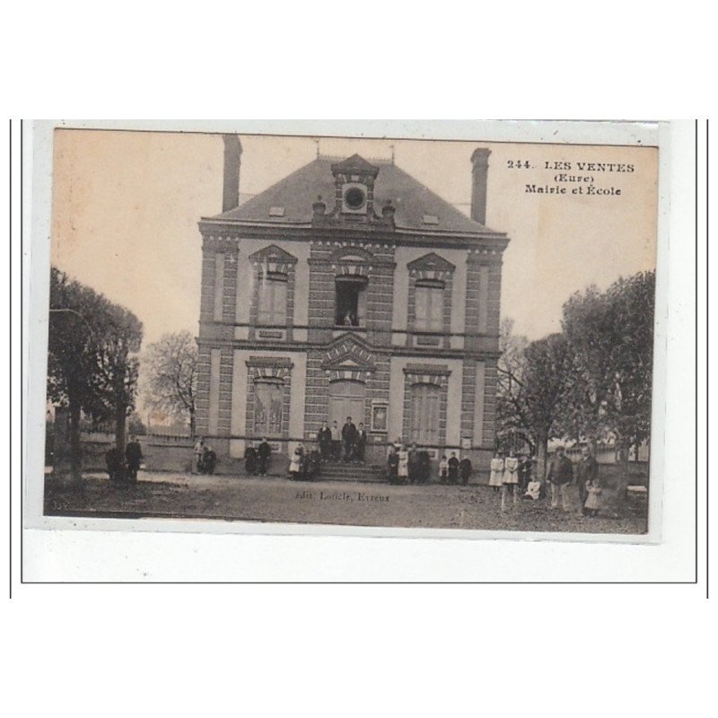 LES VENTES - Mairie et école - très bon état