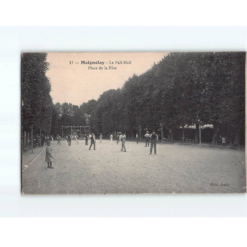 MAIGNELAY : Le Pall-Mail, place de la Fête - très bon état