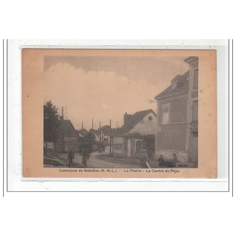 COMMUNE DE SOULAIRES : la mairie - tres bon etat