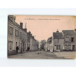LE THEIL : Le bas de la place et rue des Moulins - état