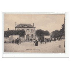 BREZOLLES - Ecole de Garçons - très bon état