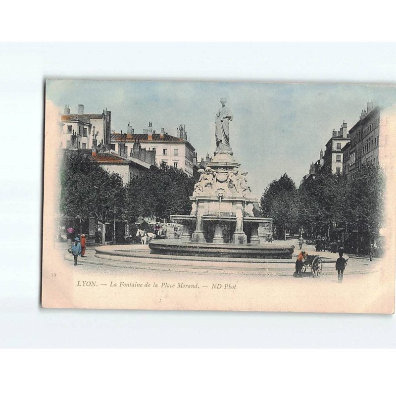 LYON : La Fontaine de la place Morand - très bon état