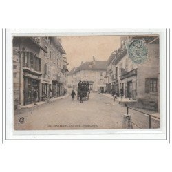 ENTRE-DEUX-GUIERS : place centrale - tres bon état