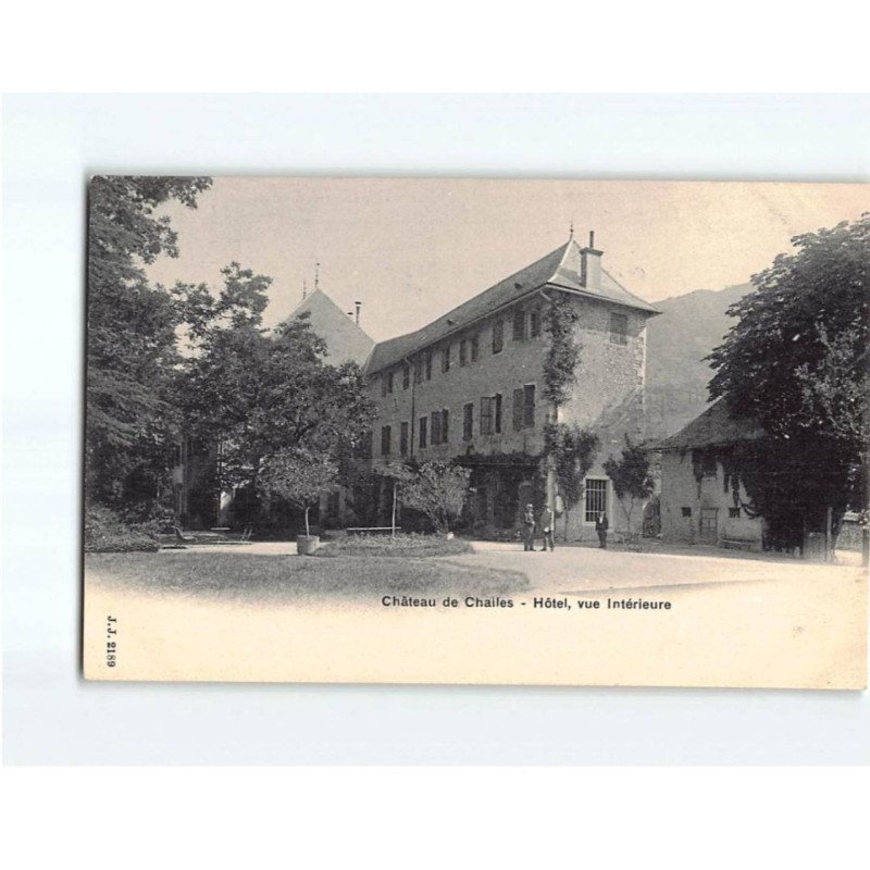 Château de CHALLES : Hôtel, vue intérieure - très bon état