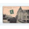 SILLE LE GUILLAUME : Place des Minimes, la Gendarmerie et l'Ecole communale - très bon état