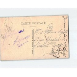 LE CHARTRE SUR LE LOIR : Place du Marché aux Boeufs et rue Carnot - très bon état