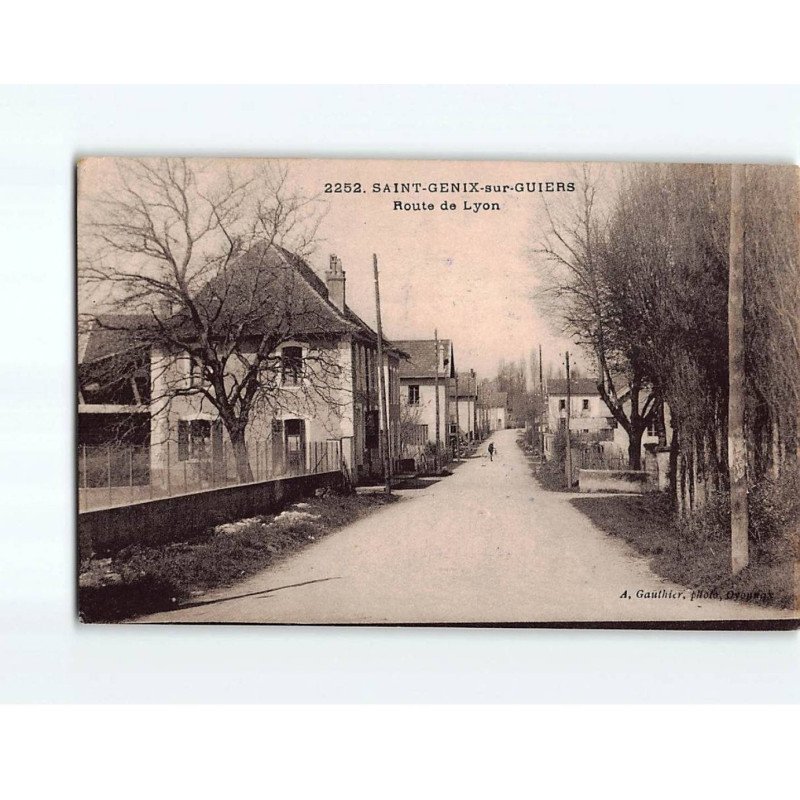 SAINT GENIX SUR GUIERS : Route de Lyon - état