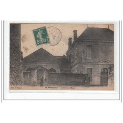 LE VAUDELNAY : la mairie et l'ecole - etat
