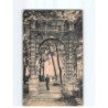 PARIS : Parc Monceau, Ruine de la Porte Saint-Jean - état ( Partiellement Décollée )