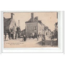 L'ILE BOUCHARD-SAINT-GILLES : place et rue gambetta - très bon état