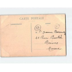 LES ECRENNES : Intérieur du Pays - état