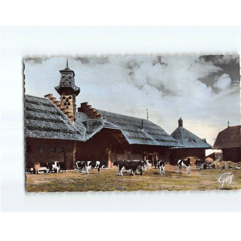 CHAUMES EN BRIE : Ferme de Forest, Intérieur de la Cour - très bon état
