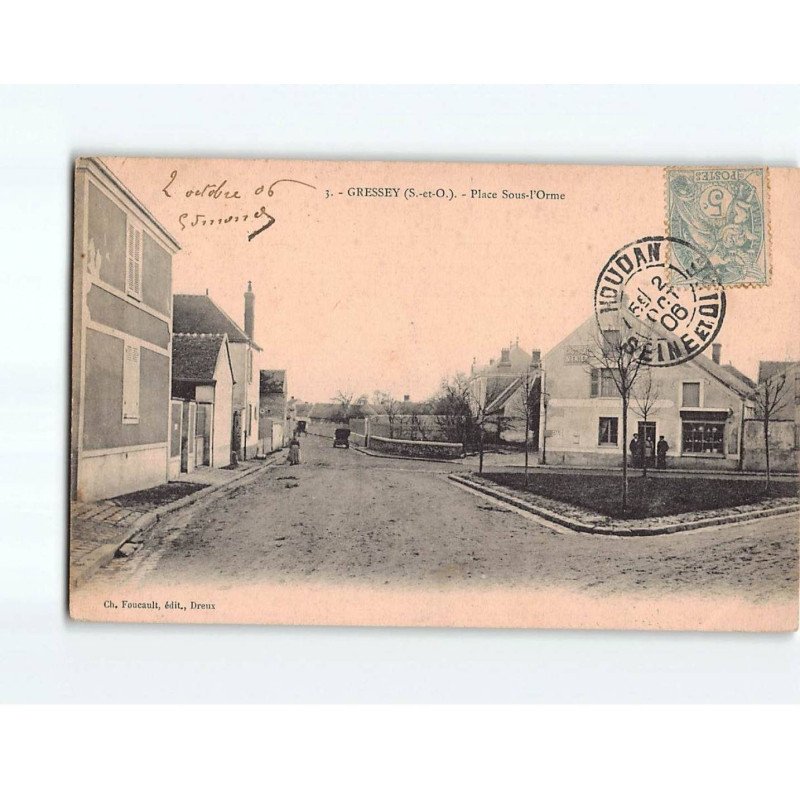 GRESSEY : Place Sous l'Orme - état