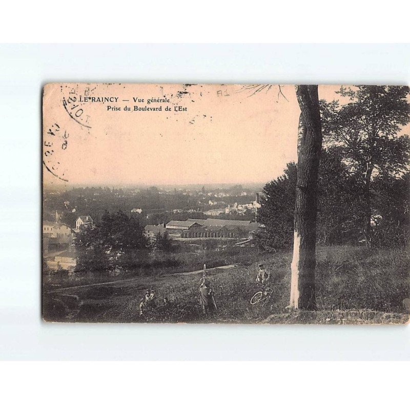LE RAINCY : Vue générale, prise du boulevard de l'Est - état