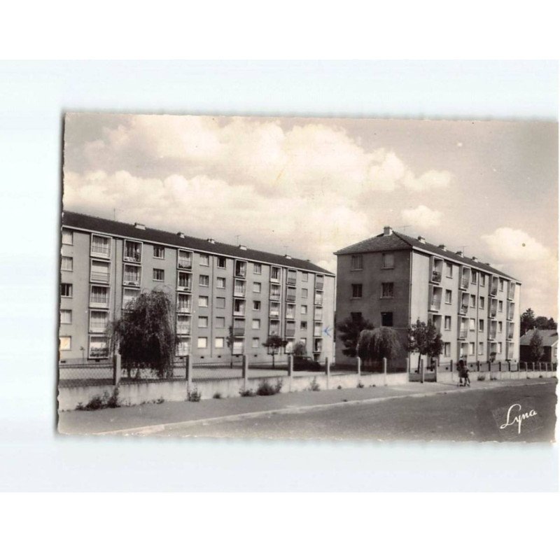 GARCHES : Les nouveaux Immeubles avenue Lyautey - très bon état