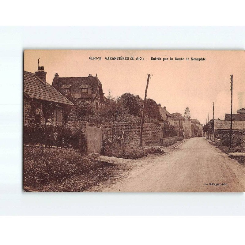 GARANCIERES : Entrée par la Route de Neauphle - très bon état