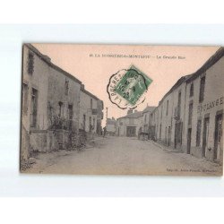 LA BOISSIERE DE MONTAIGU : La Grande Rue - état