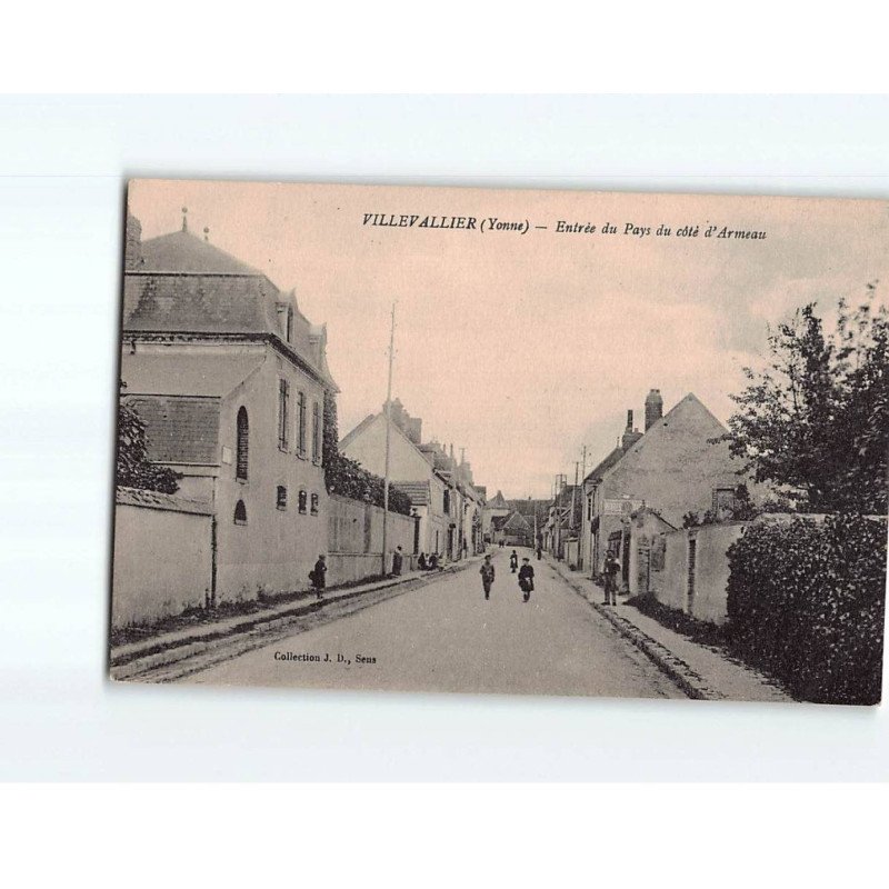 VILLEVALLIER : Entrée du Pays du côté d'Armeau - très bon état