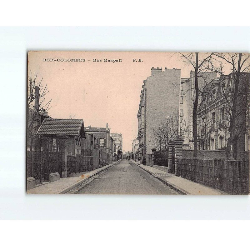 BOIS COLOMBES : Rue Raspail - très bon état